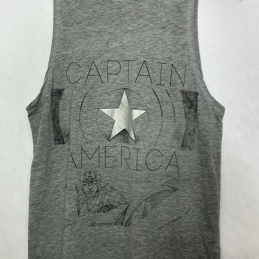 Marvel Captain America Star Graphic Tank Top Size Medium Fandom Superhero - Picture 2 of 6